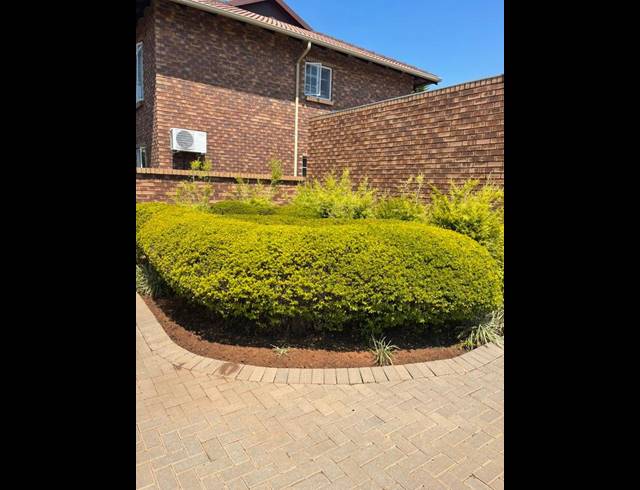 4 BEDROOM TOWNHOUSE FOR SALE IN MONTANA